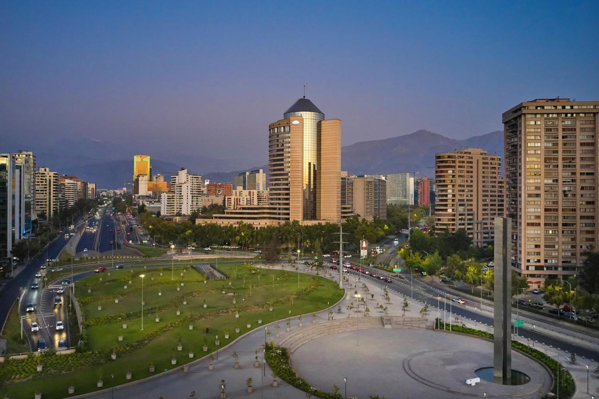 Mandarin Oriental, Santiago Hotel Exterior photo